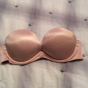 Victoria secrets 32B strapless bra